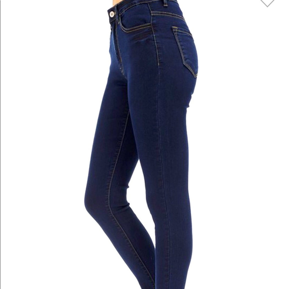NWT: KanCan Dark Wash Denim Jeggings